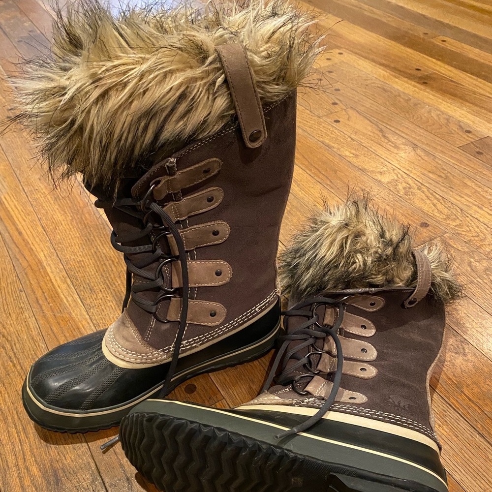 Sorel Joan of Arc Snow Boots Brown/Beige Faux Fur Rubber Waterproof Size 8